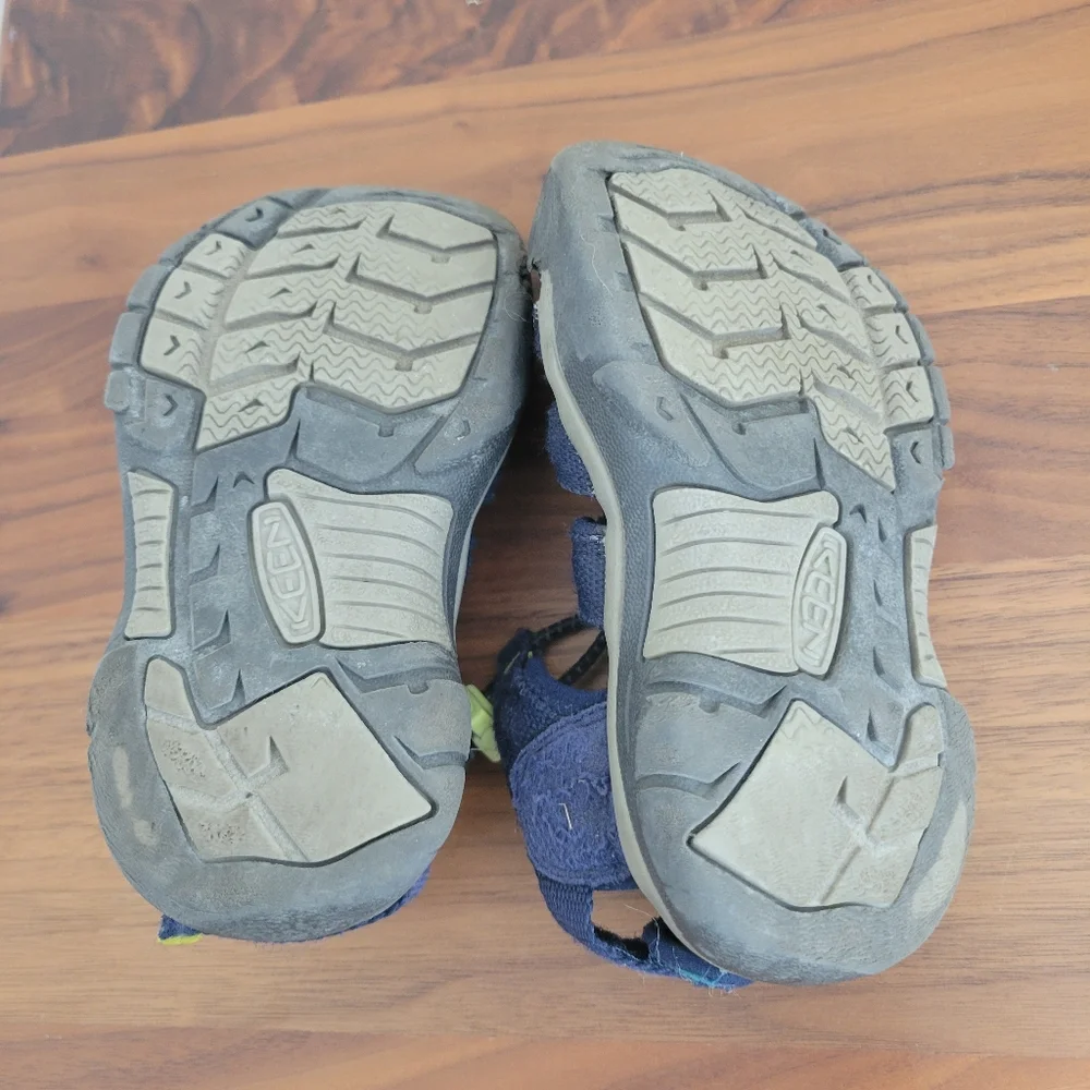 Keen Toddler Sandals - Picture 8 of 9